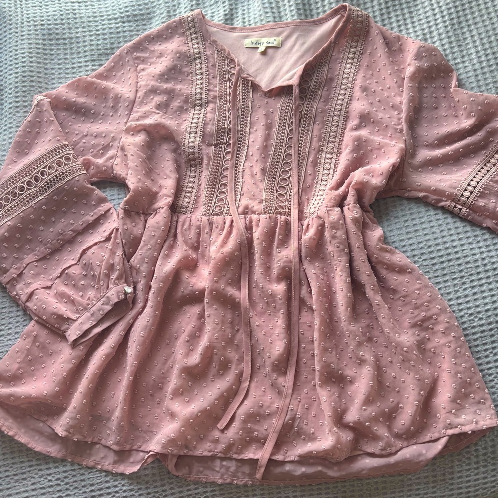 Dusty Rose Swiss Dot Top